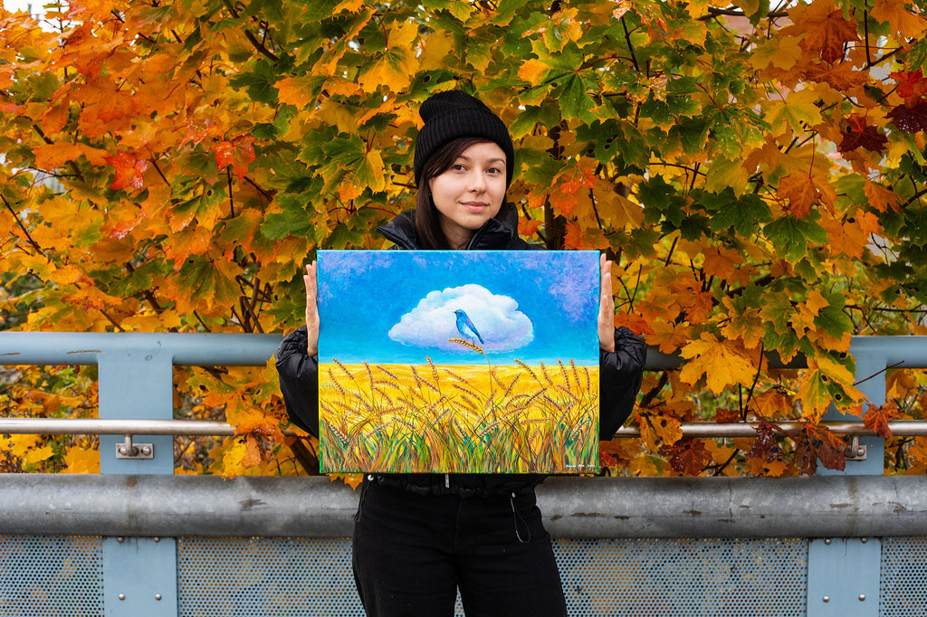 Kiovalaisen taiteilijan kuvittaman Slava Ukraini -tukikahvin tuotto lahjoitetaan Ukrainan keskuspankin avustustilin kautta suoraan Ukrainan auttamiseen