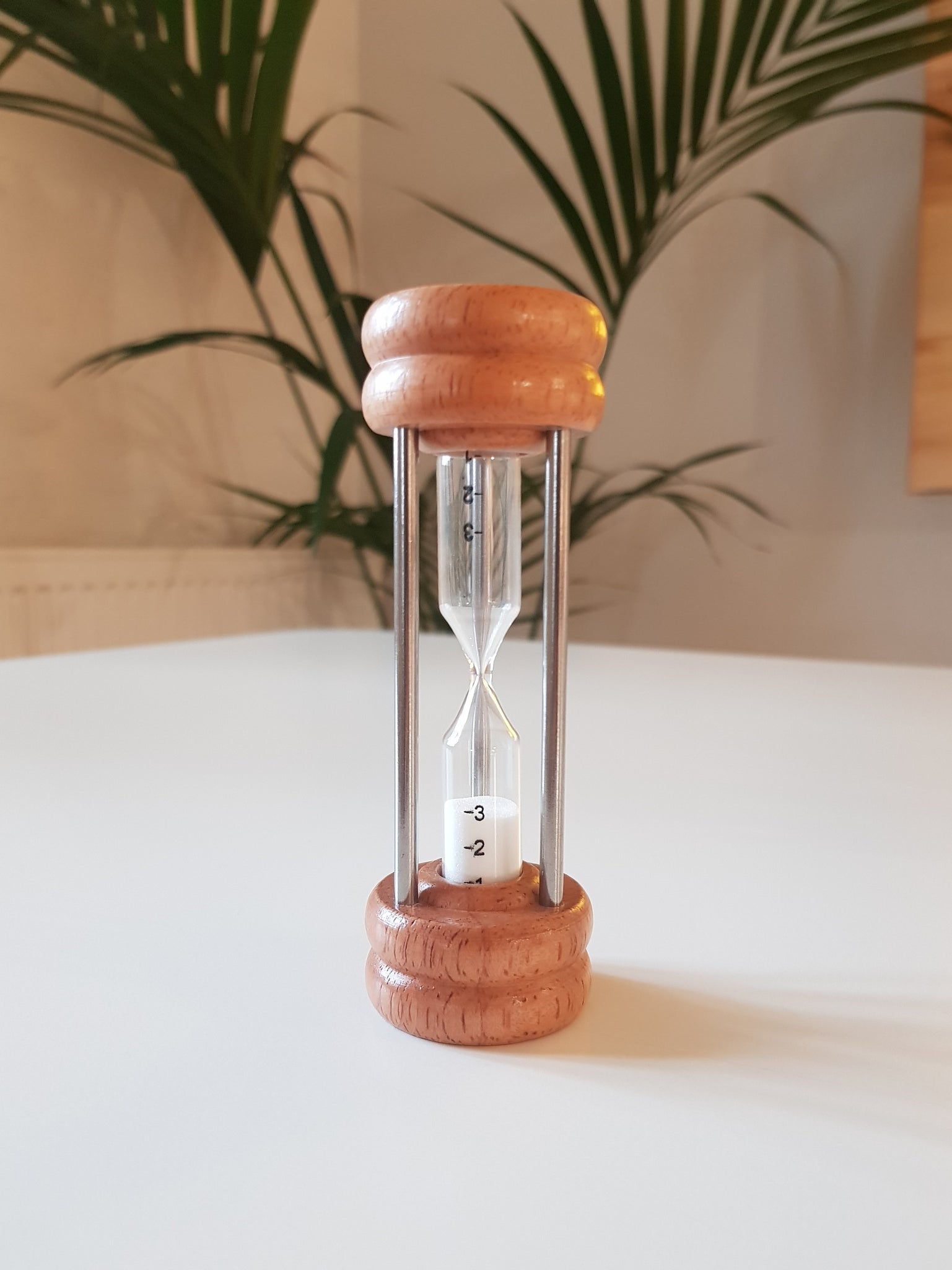 Dexam hourglass with timer